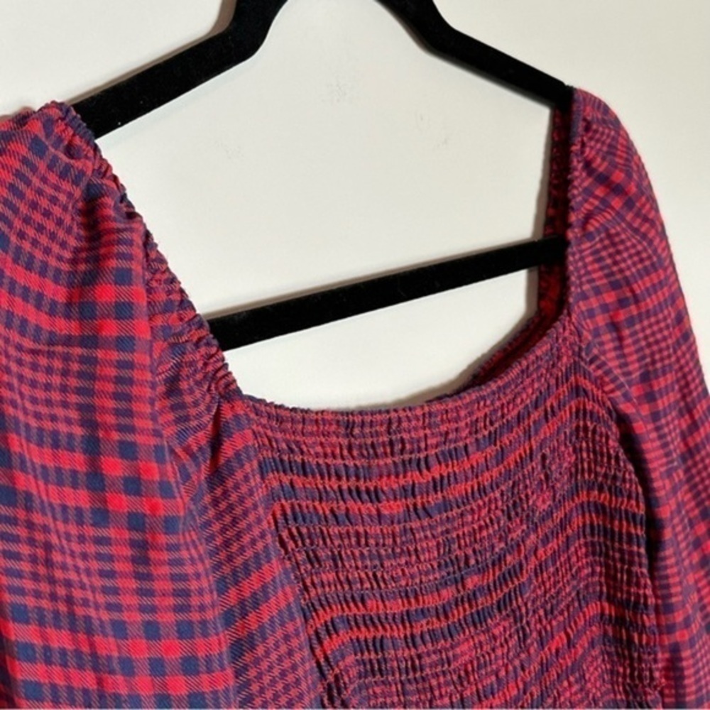 Blue & Red Checkered Long-sleeve Crop Top - Picture 7 of 12
